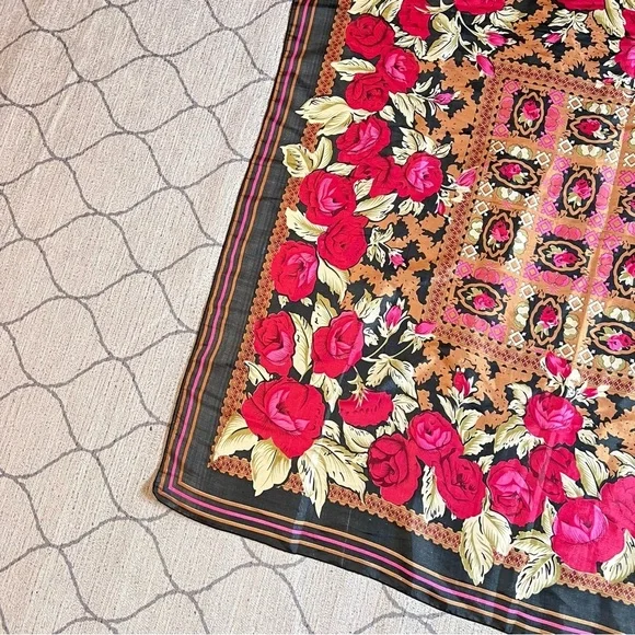 Pink Rose Floral Scarf - Picture 4 of 5